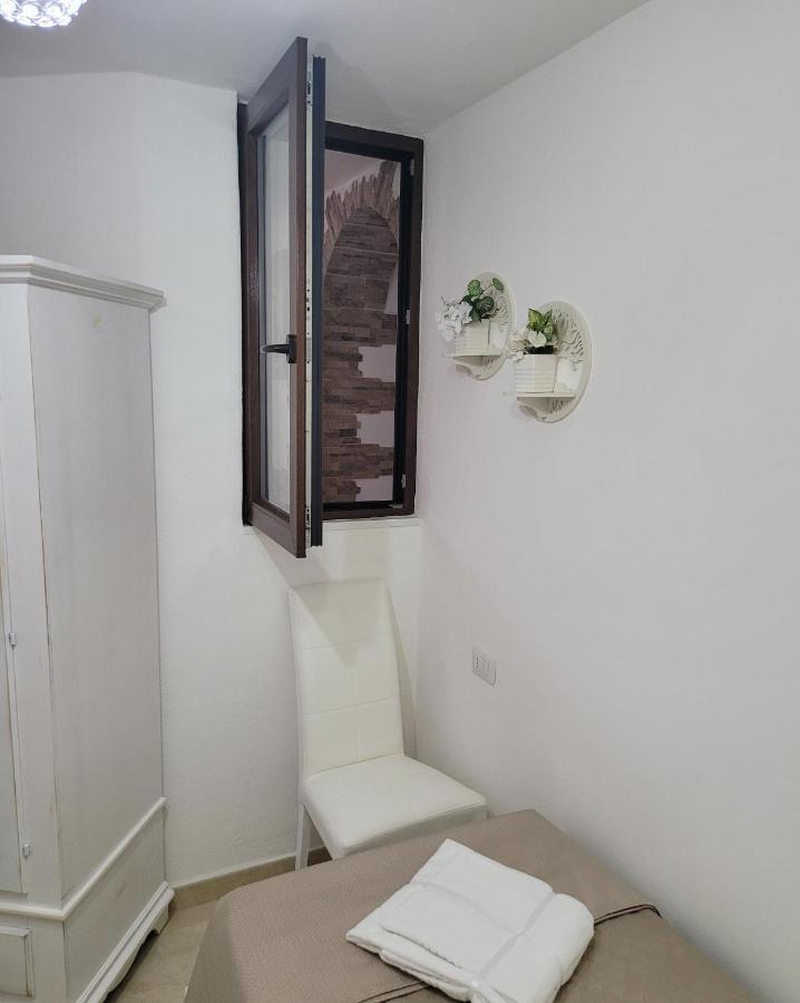 La Casa Delle Rose 1 Villa Giba Bagian luar foto