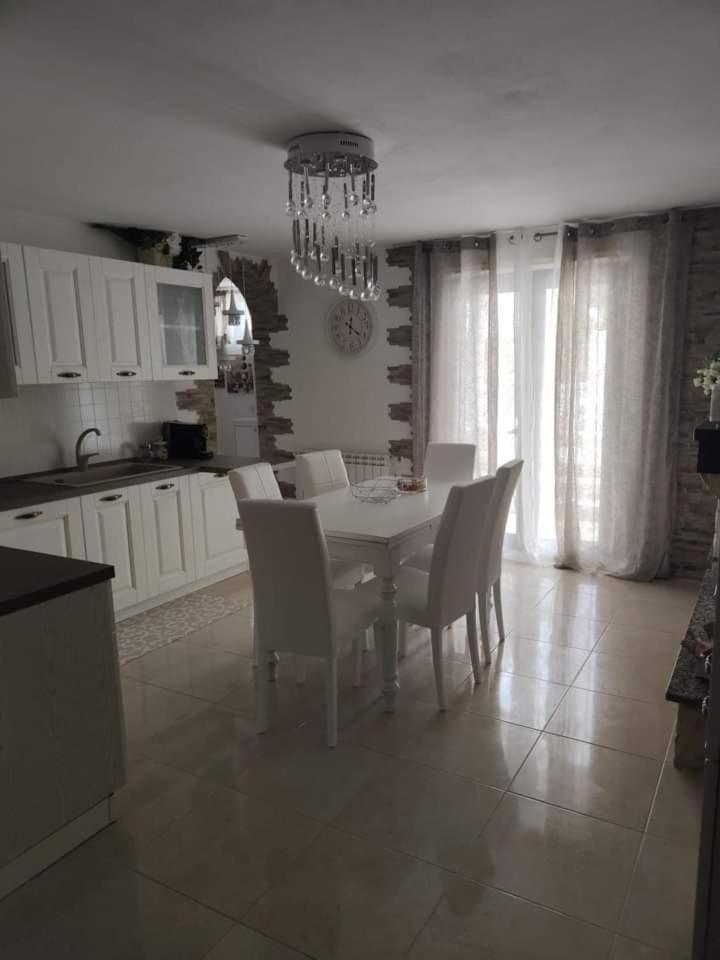 La Casa Delle Rose 1 Villa Giba Ruang foto